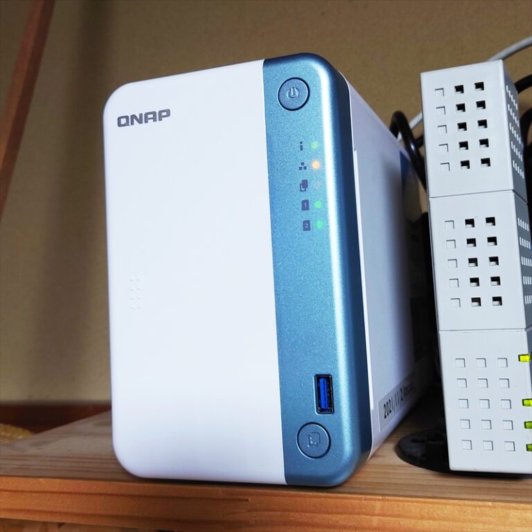 データの保護にNAS（QNAP TS-251D）
